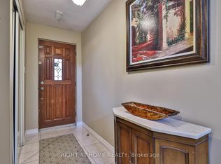 100 Darras Ct #74, Brampton, ON L6T1W7