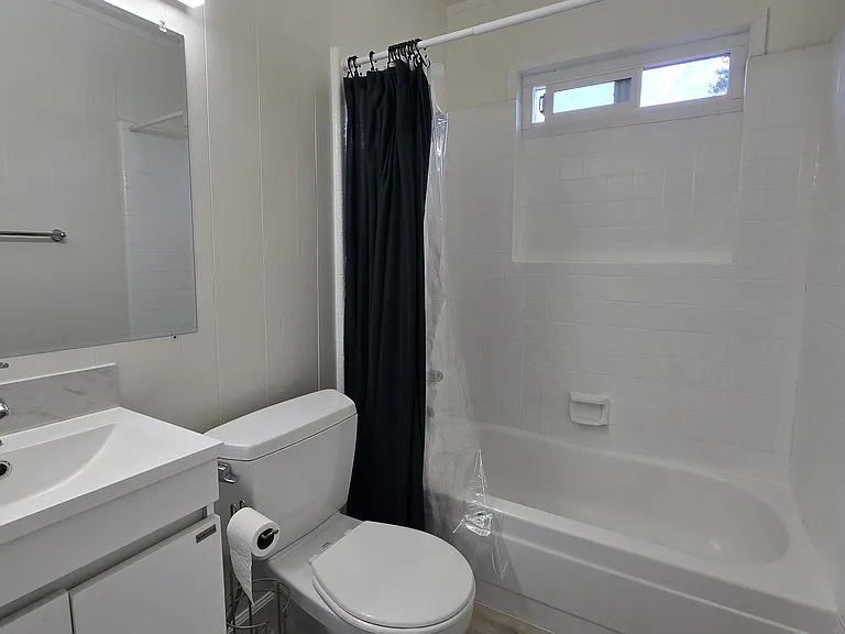 314 Owen St #B — Photo 10