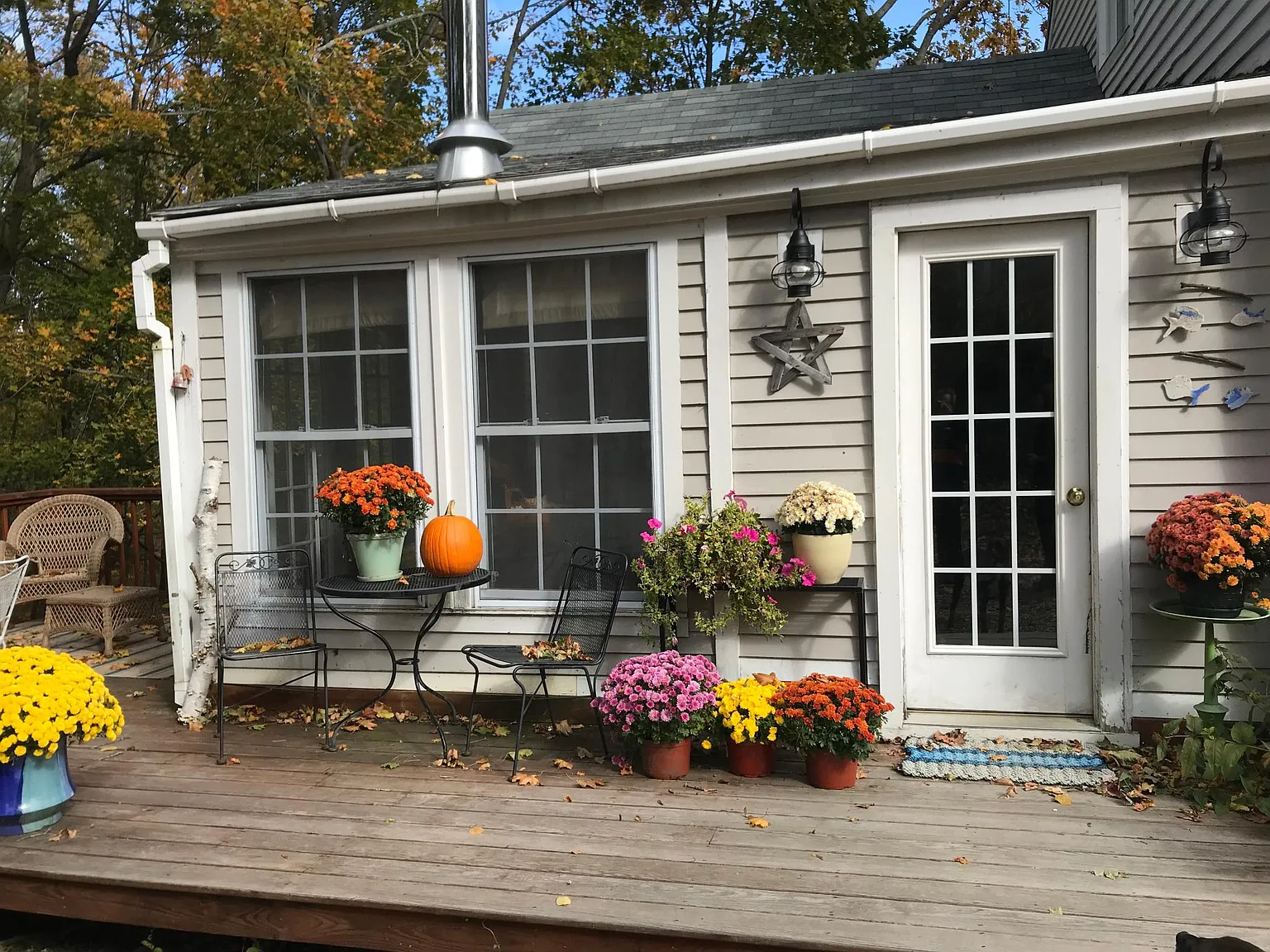 28 Bridge St — Photo 2