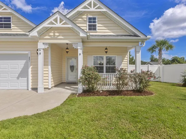 221 Maple Oak Dr., Conway, SC 29526