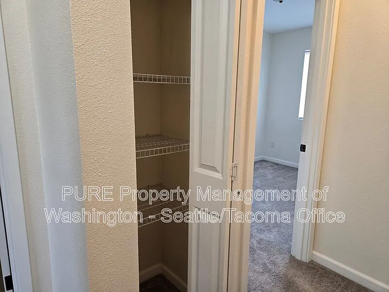 5027 NE 5th Pl — Photo 32