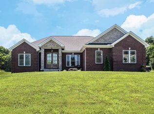 750 Destin Dr, Coxs Creek, KY 40013