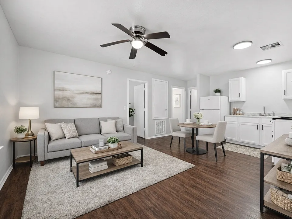 Springdale Square Apartments