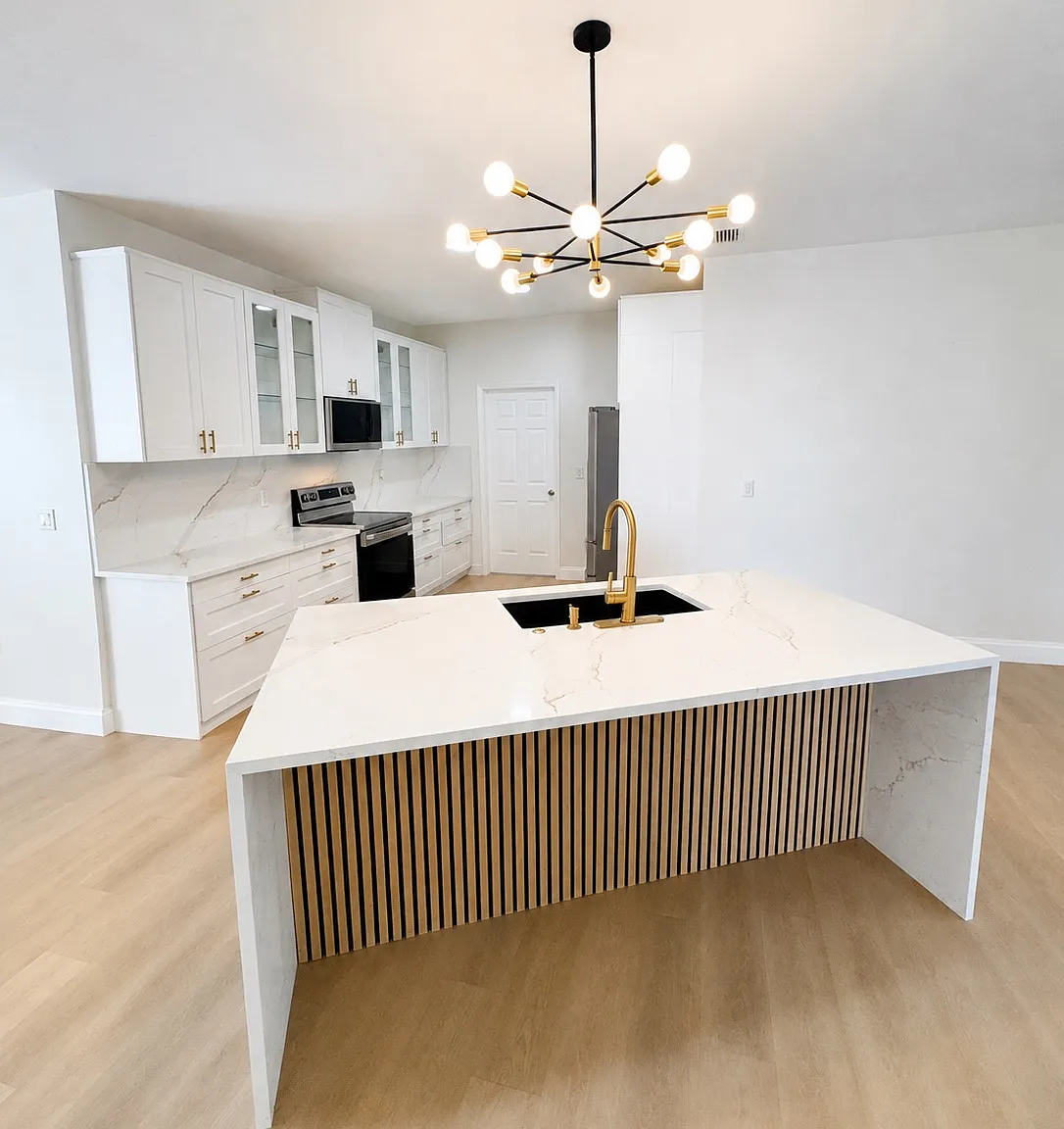 3 bed, 2081 sqft, $2,750 — Photo 4