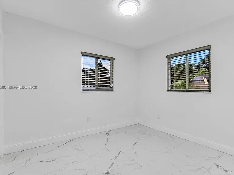 4530 SW 25th St — Photo 13