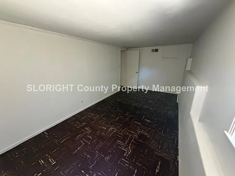 137 Broad St — Photo 21