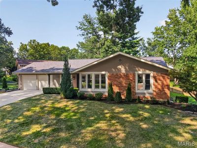 15261 Kempwood Dr, Chesterfield, MO, 63017