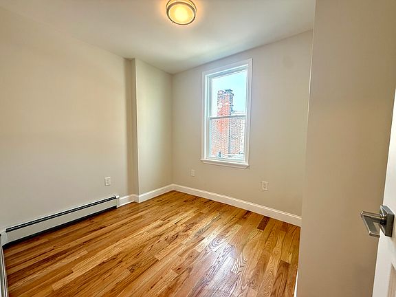 5th image of 205 W Wishart St