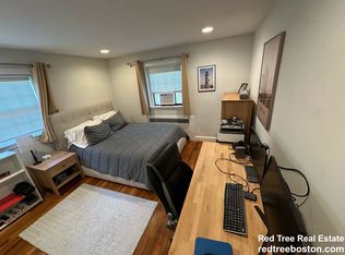 75 Wyman St APT 3, Waban, MA 02468