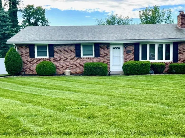 490 Snyder Rd, Reading, PA 19605