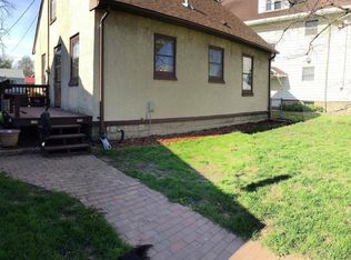 307 10th St NW, Rochester, MN 55901