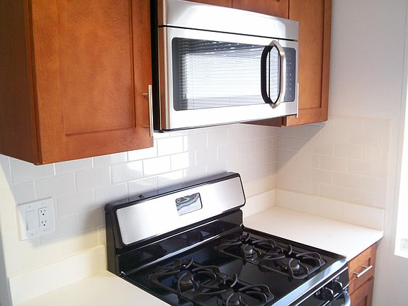 2nd image of 11 Schenck Ave #D3