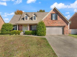 3035 Cobblers Crossing Rd, New Albany, IN 47150