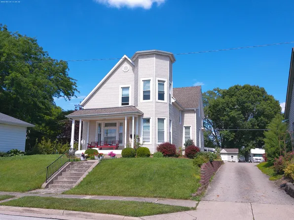 108 S Walnut St, New Bremen, OH 45869