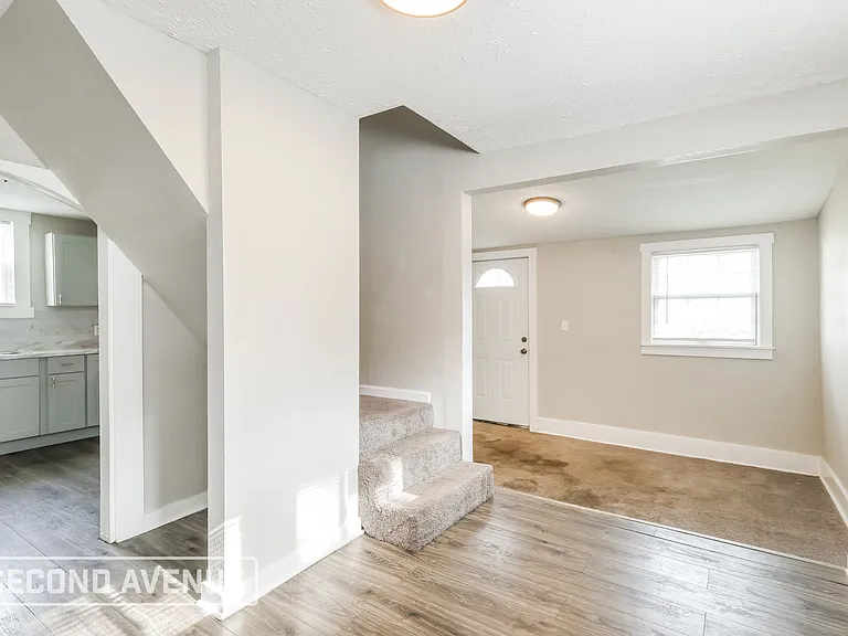 2229 Osage Ave — Photo 5