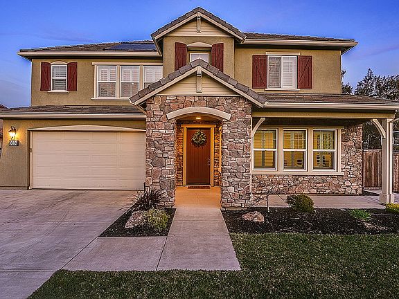 Picture perfect curb appeal