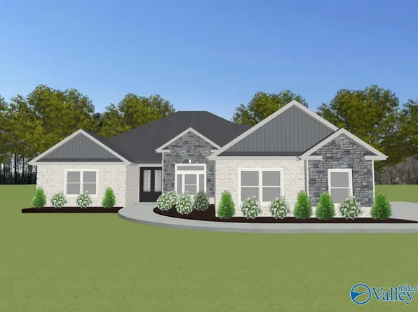 26316 Woodfield Dr, Athens, AL 35613