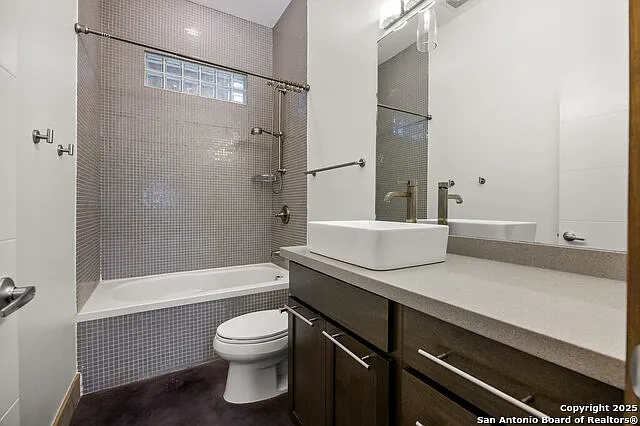 1542 N Alamo St #107 — Photo 18