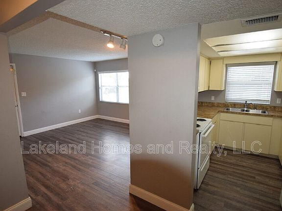5th image of 1005 S New York Ave APT 5