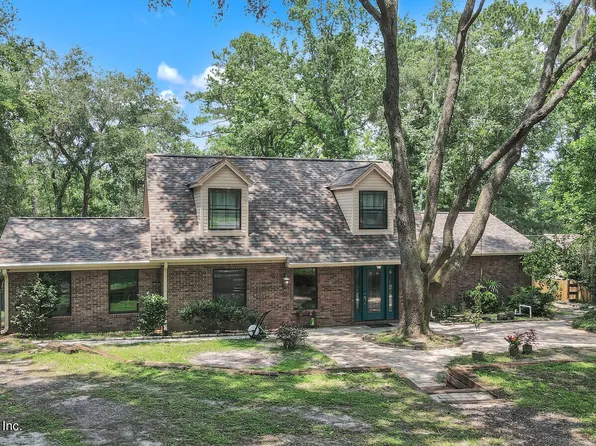 207 ALDERSGATE Street, Green Cove Springs, FL 32043