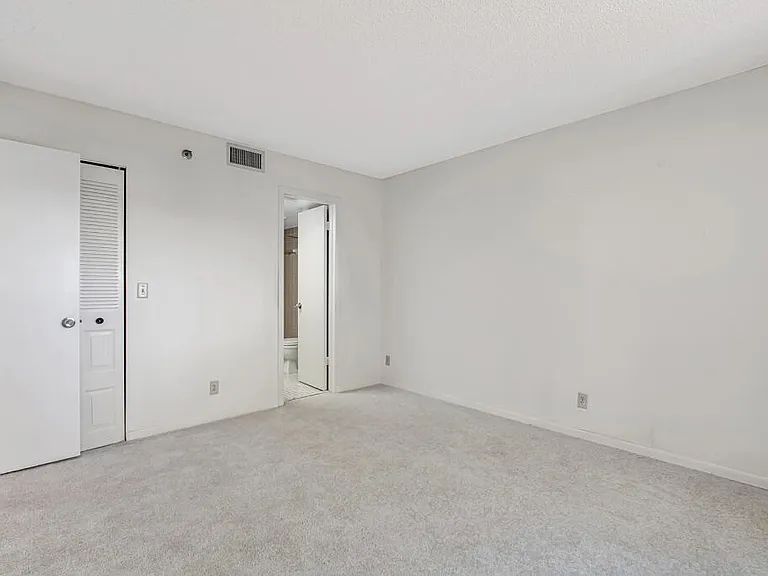 4640 Lucerne Lakes Blvd W #206 — Photo 13