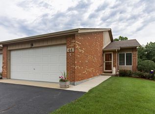 44 Village Woods Dr, Crete, IL