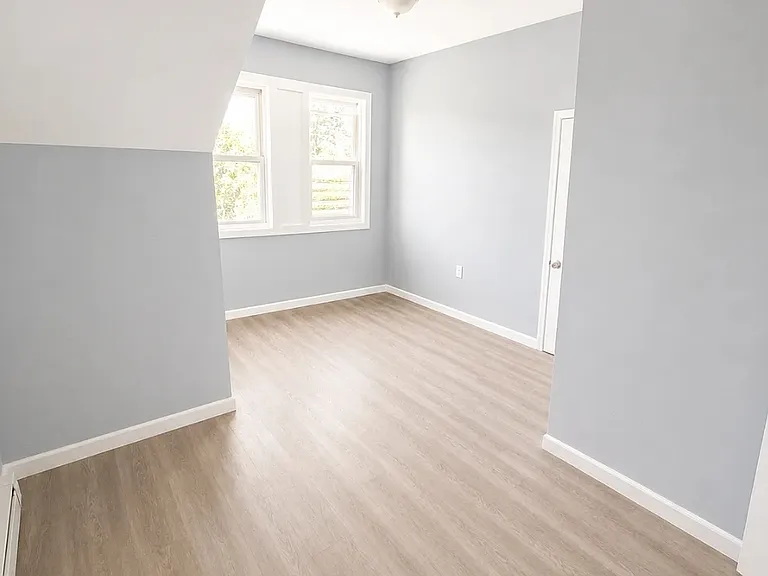 835 S 17th St #3 — Photo 5