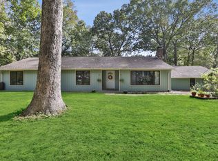 69 Nod Rd, Clinton, CT 06413