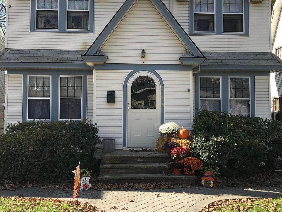 1st image of 276 Hart Ave