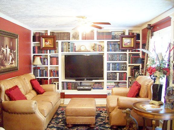 2nd image of 1712 Highland Dr