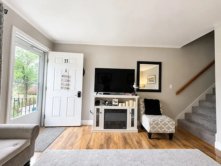 33 Baxter Woods Trl — Photo 16