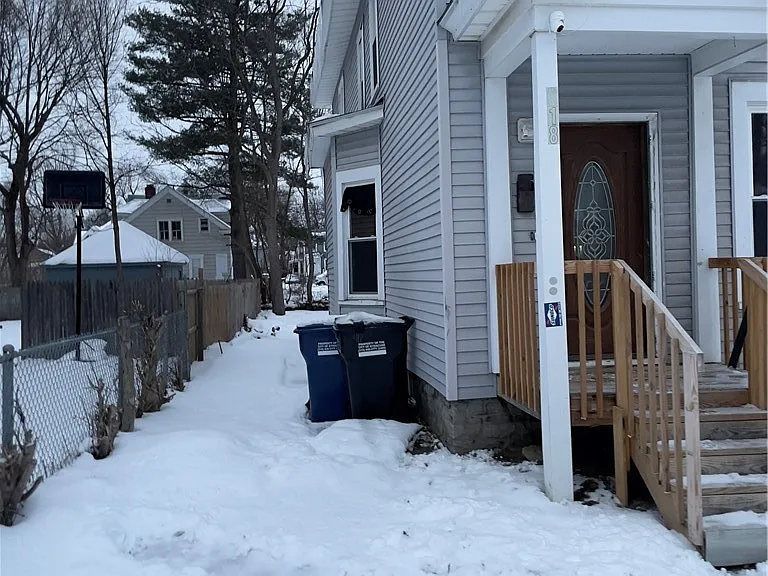 318 Kellog St — Photo 2
