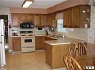 3360 Highfield Cir, Bethlehem, PA 18020