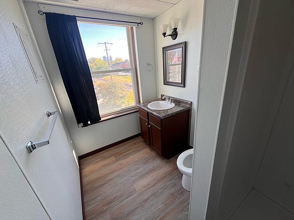 5th image of 100 N Holden St #3
