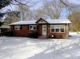 1119 Echo Glen Rd, Charlotte, NC 28213