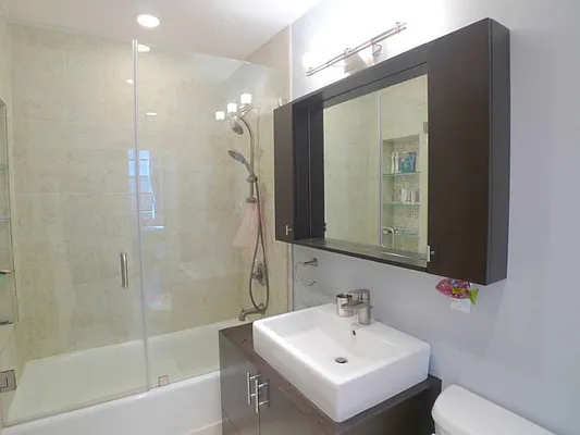 Rented by Level Group | media 17