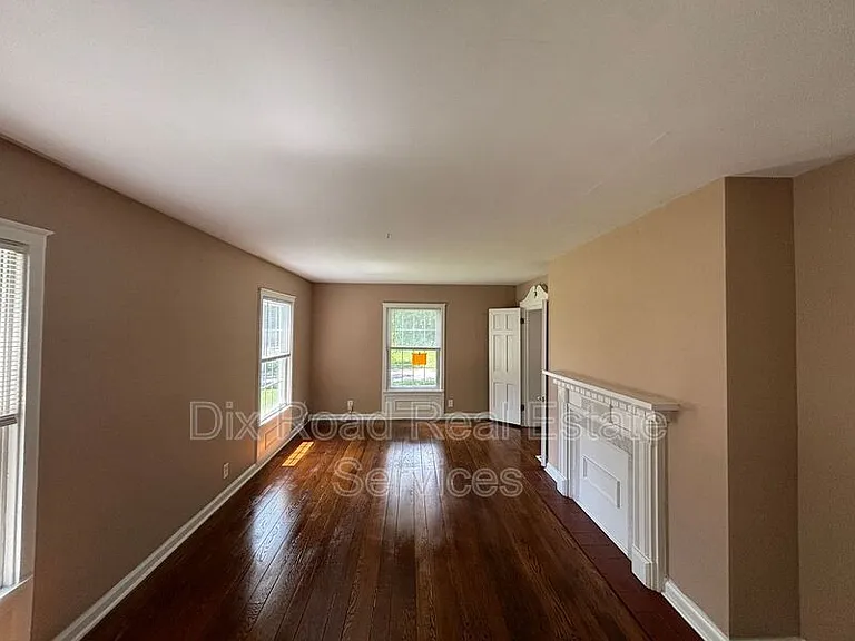 502 N Dick Ave — Photo 11
