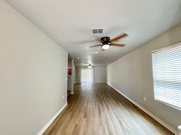 2nd image of 6102 Plumbago Pl