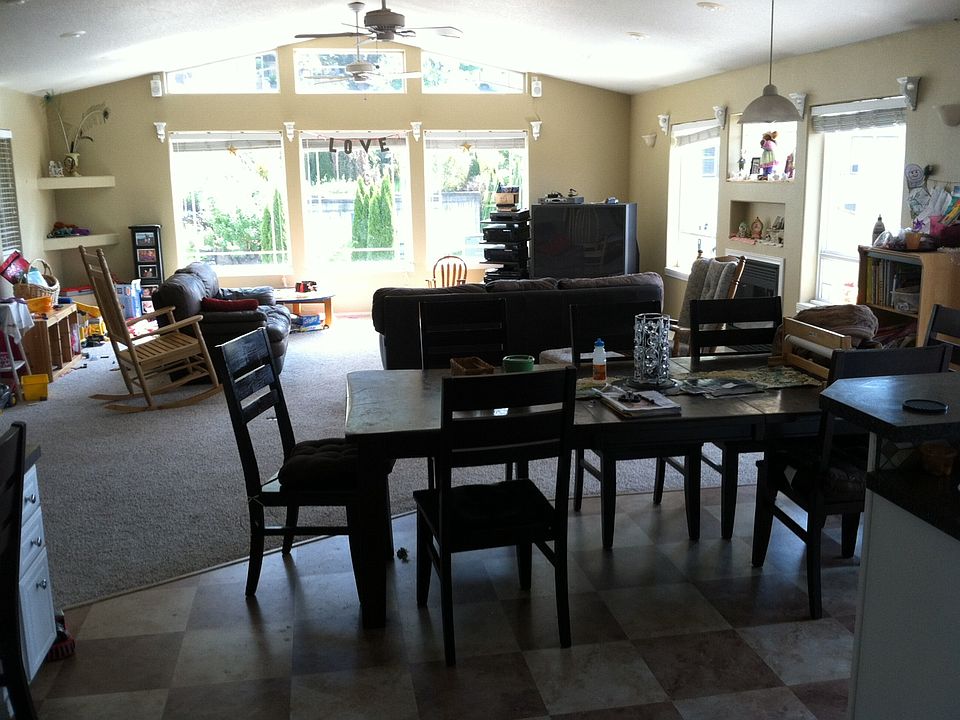 2nd image of 1855 N 10th Ct