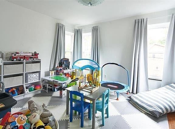 5th image of 6219 Nottingham Ave #2F