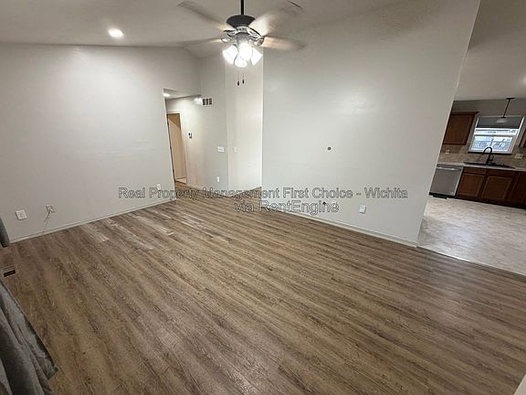 5th image of 1419 E Alise St