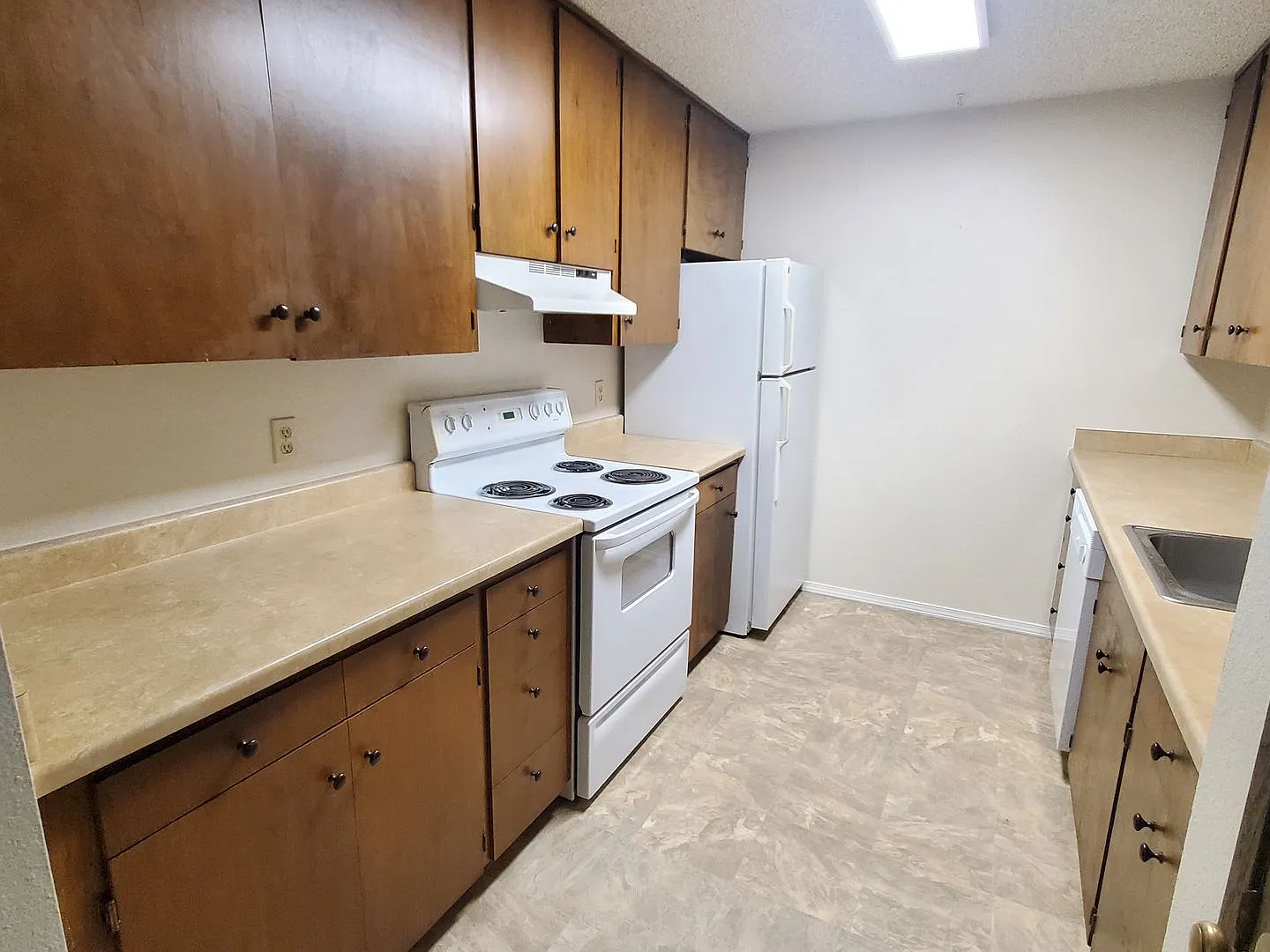Ravenna Place Apartments — Photo 2