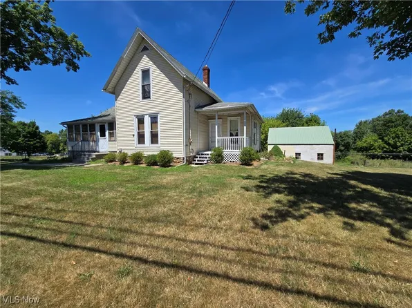 5555 Detroit Rd, Sheffield Village, OH 44054