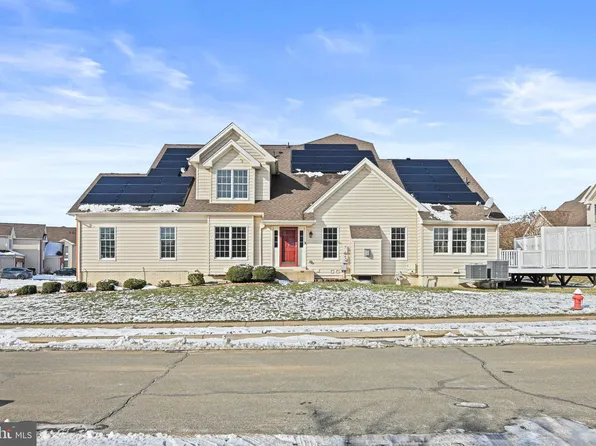 22918 N Brown Sq, Ashburn, VA 20148