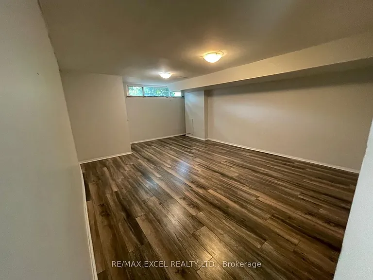 244 Demaine Cres #BASEMENT — Photo 6