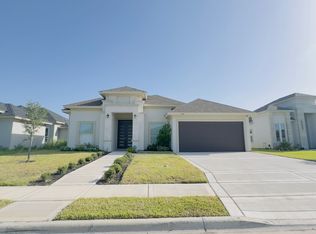 3021 E Bella Vista Ave, Alton, TX 78573