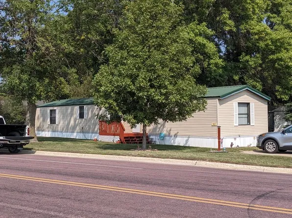 201 Normandale Rd, Redwood Falls, MN 56283