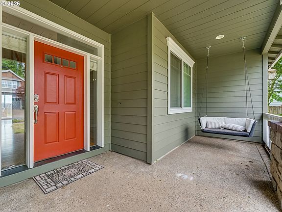 5th image of 2507 Crestview Dr