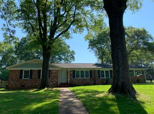 1710 Summerlane SE, Decatur, AL 35601