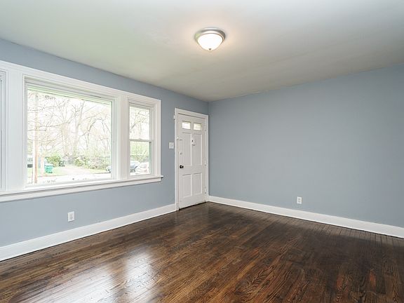 3rd image of 1807 Accomac St